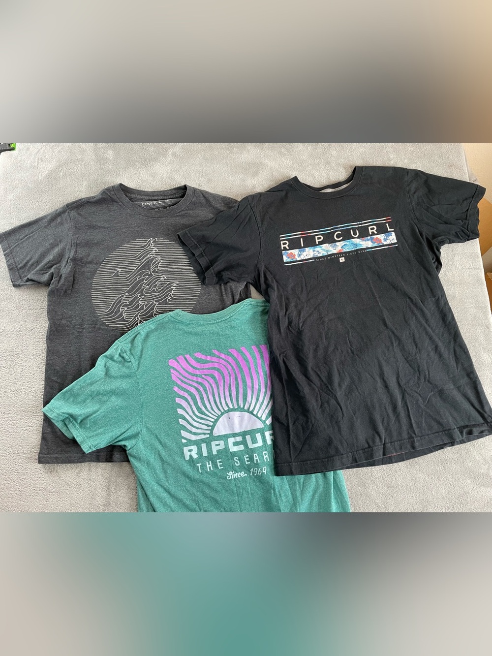 Lot Of 3 RIP CURL O’NEILL T Shirt Men's Medium Graphic Print Logo Surf Skate